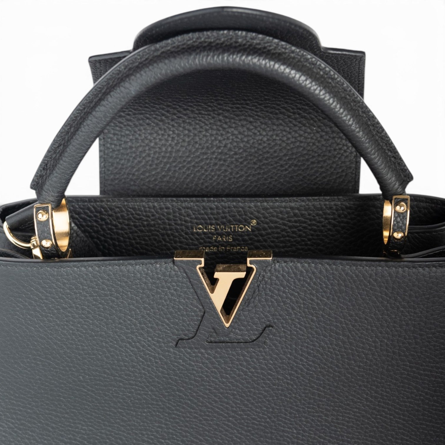 Louis Vuitton Capucines MM