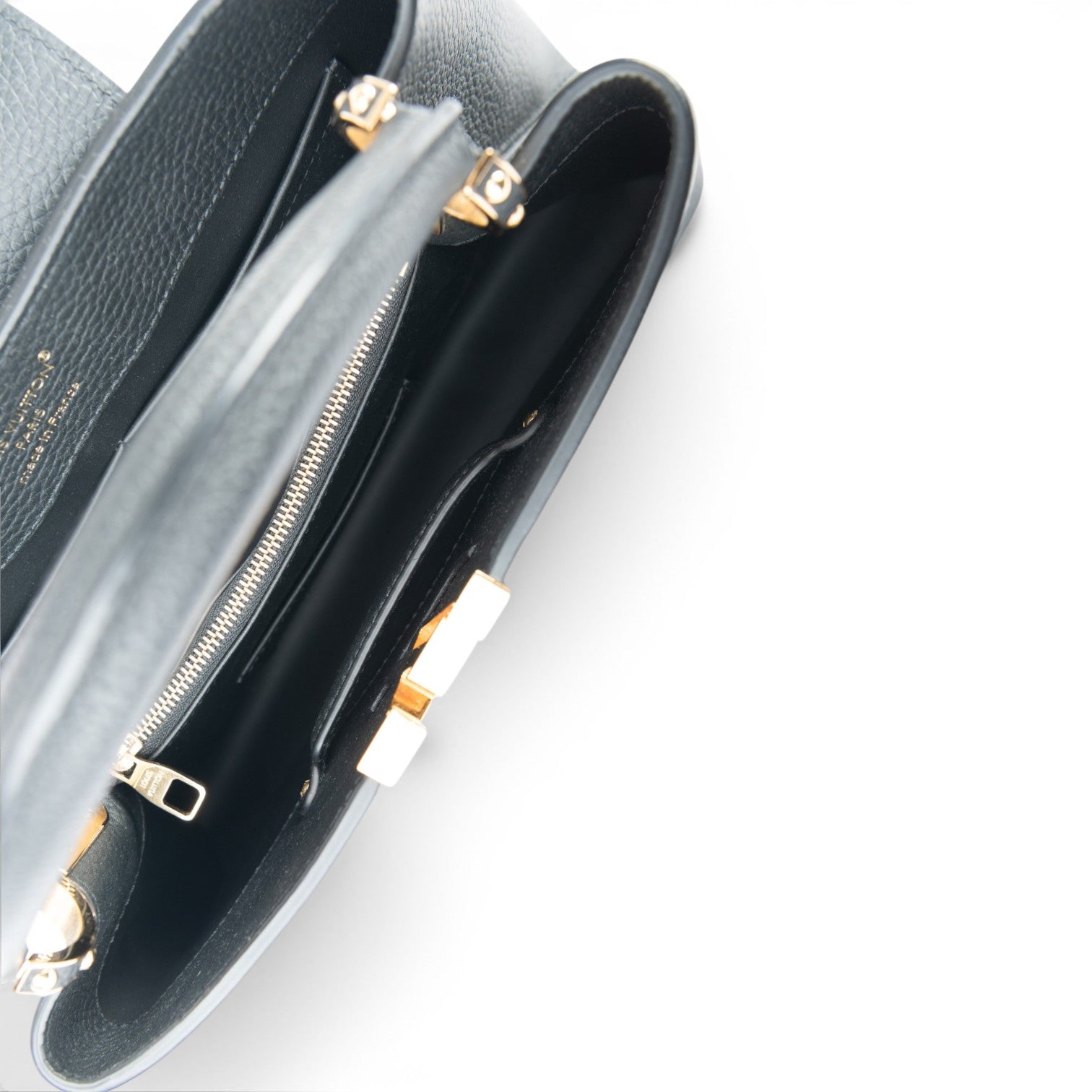 Louis Vuitton Capucines MM