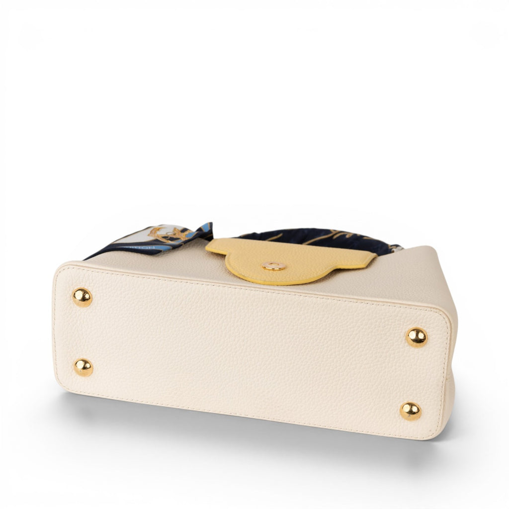 Louis Vuitton Capucines Mm