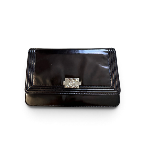 Chanel Black Patent Boy WOC — front